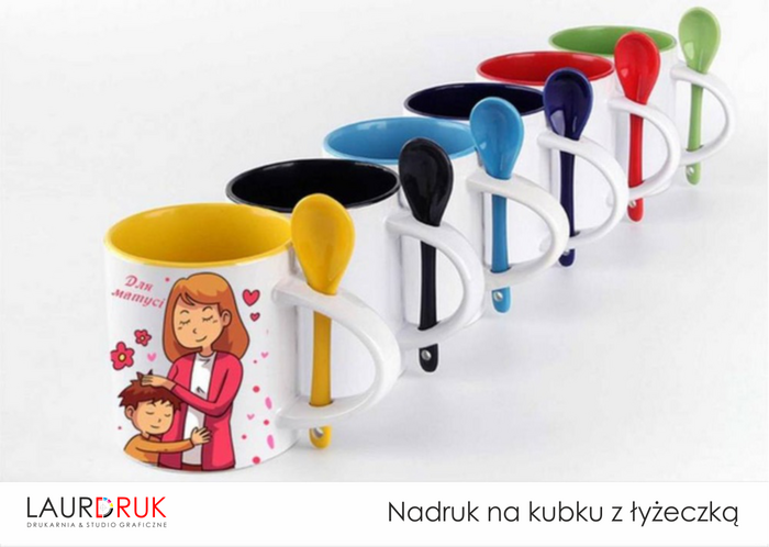 Nadruk na kubku z łyżeczką